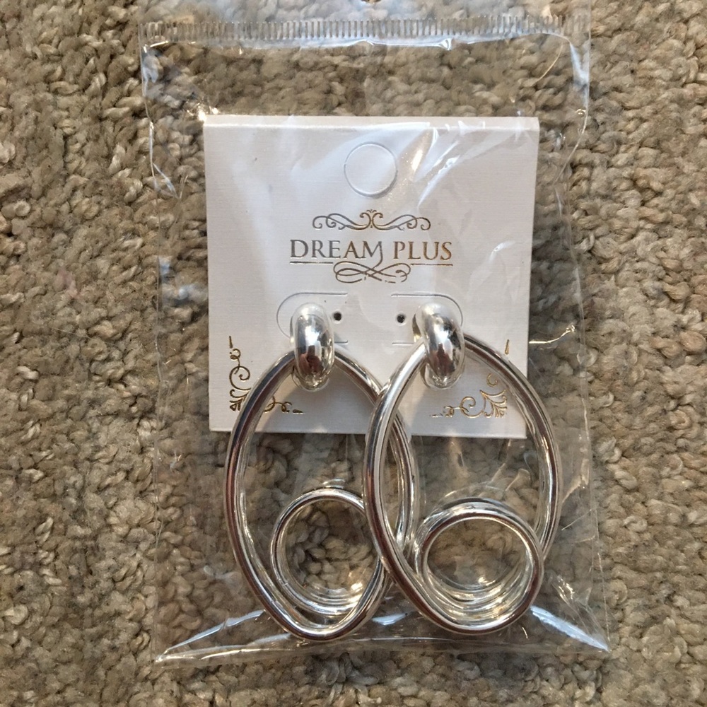 BOGO. Dream Plus Fashion Silver Oval Earrings